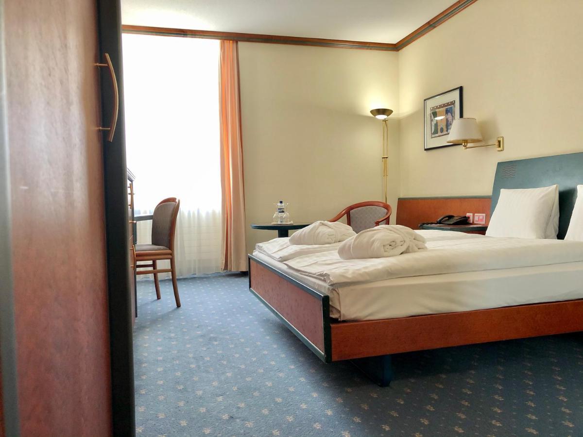Thermal Hotels & Walliser Alpentherme Leukerbad Eksteriør billede